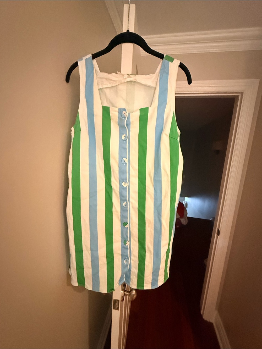 entro Blue, Green & White Striped Sleeveless Button-Down Top